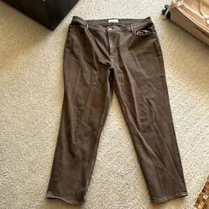 Abercrombie & fitch. Curve Love Ultra High Rise 90s Straight Jean - brown, 35R.